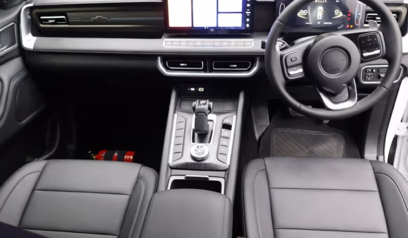 
								2025 GWM P-Series P300 2.4TD LS Auto Double-Cab full									